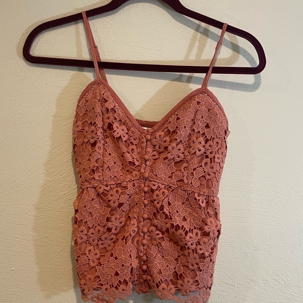 3/$30 Abercrombie and fitch small lace belly shirt